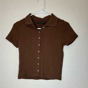Women’s juniors cropped polo shirt by Brandy Mellvile size medium